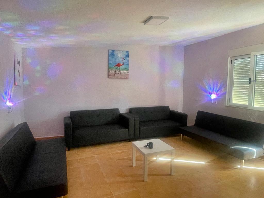 chalet con piscina privada en salamanca para despedidas de soltero